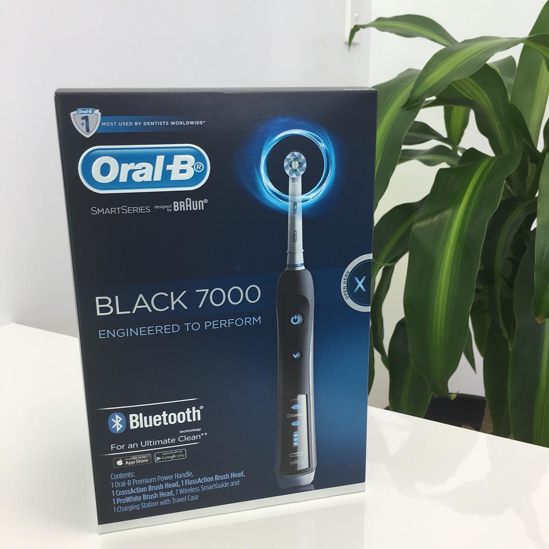 Hướng dẫn sử dụng bàn chải điện Oral B 7000