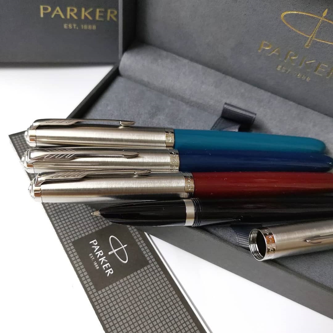 bút bi Parker
