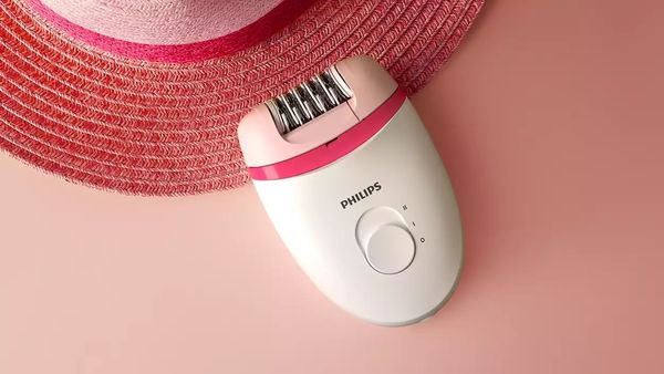 Máy nhổ lông Philips BRE235/04 Beauty Satinelle Essential giúp tẩy lông chân tay tại nhà hiệu quả