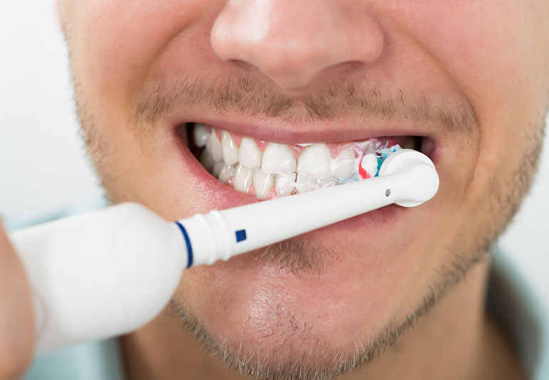 Những lý do để yêu thích bàn chải đánh răng điện
