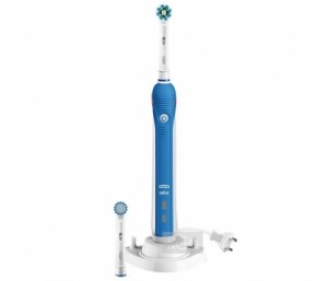 Bàn chải điện Oral-B Pro 3000 CrossAction